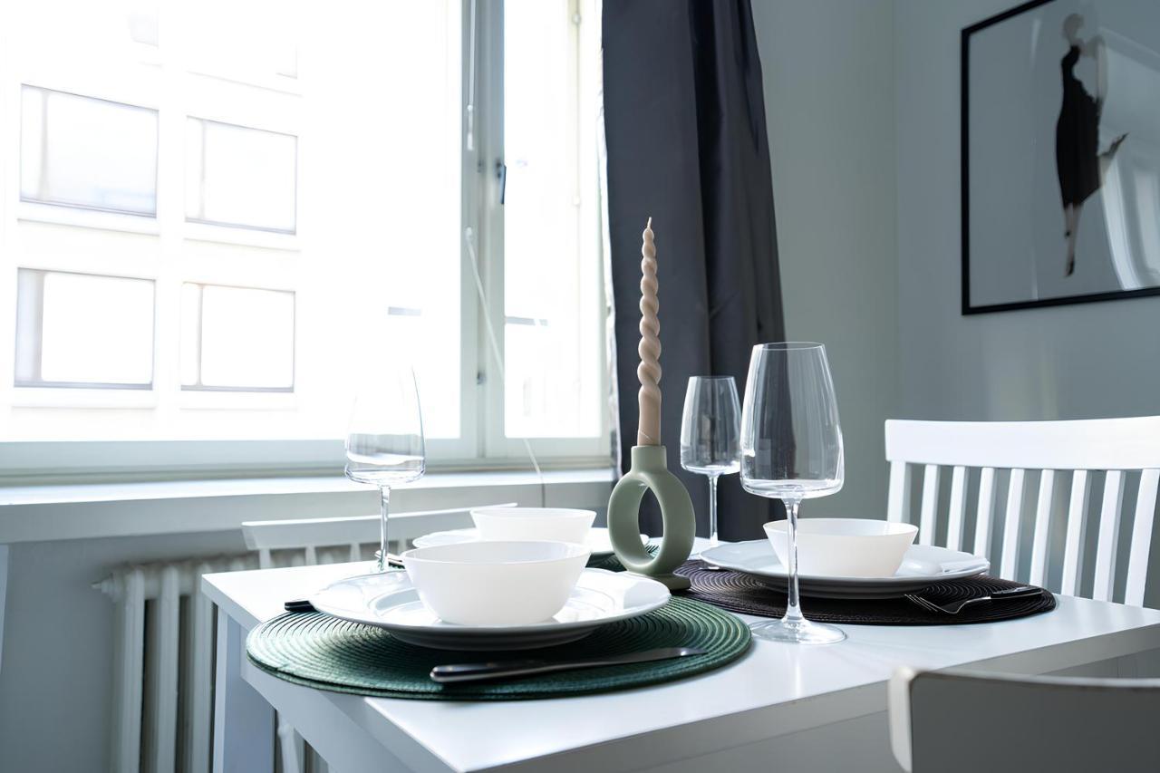 Апартаменти Stylish Studio At The Heart Of Гельсінкі Екстер'єр фото