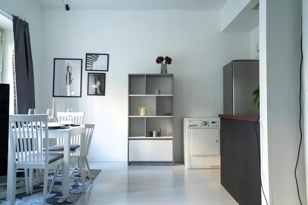 Апартаменти Stylish Studio At The Heart Of Гельсінкі Екстер'єр фото