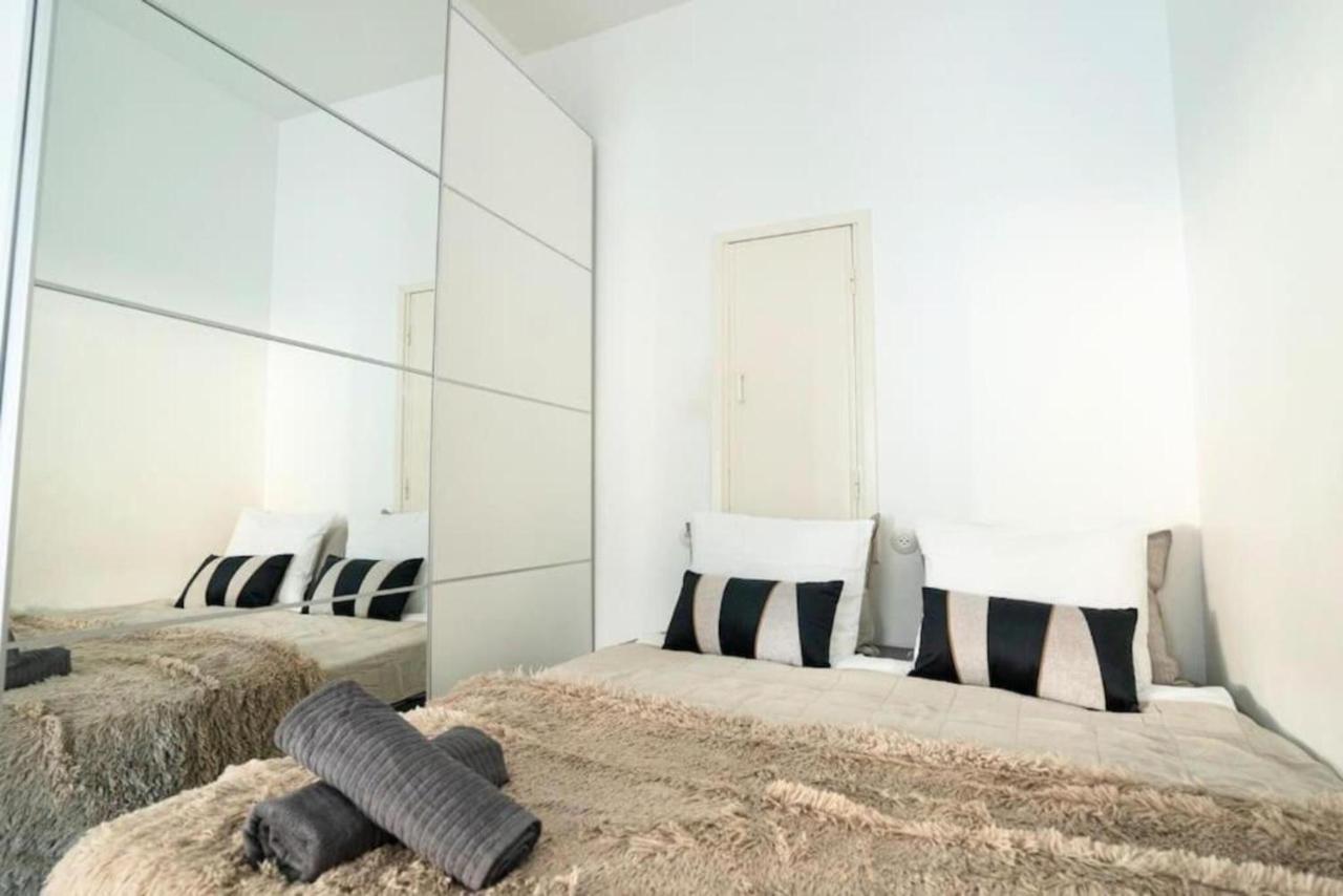 Апартаменти Stylish Studio At The Heart Of Гельсінкі Екстер'єр фото